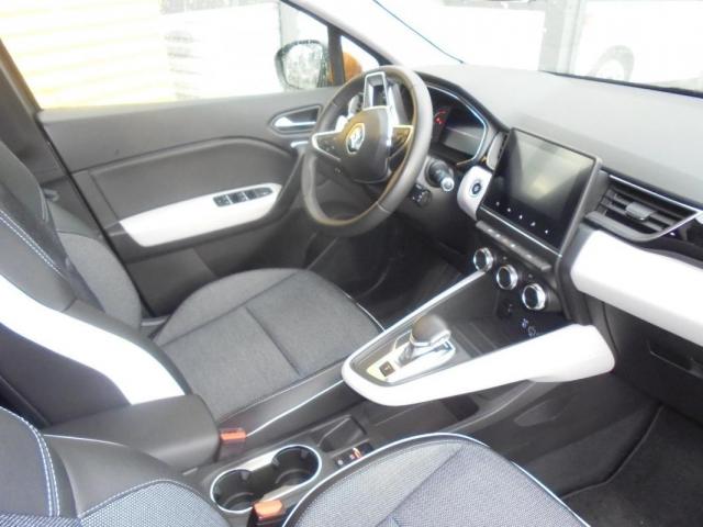 Renault Captur image 2