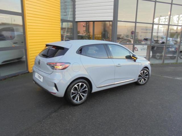 Renault Clio image 1