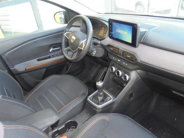 Dacia Sandero image 1