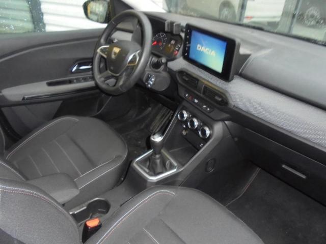 Dacia Jogger image 1