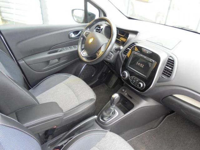 Renault Captur image 2
