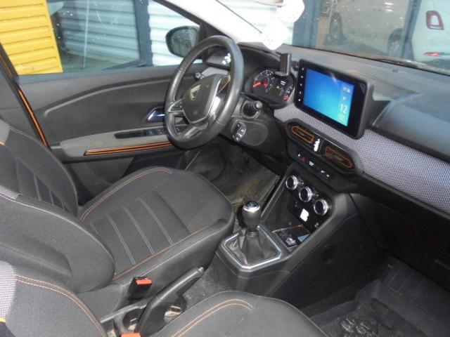 Dacia Sandero image 2
