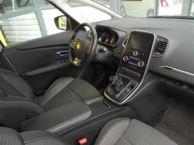 Renault Scénic image 1