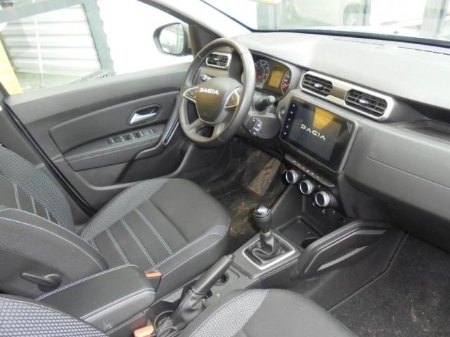 Dacia Duster image 1