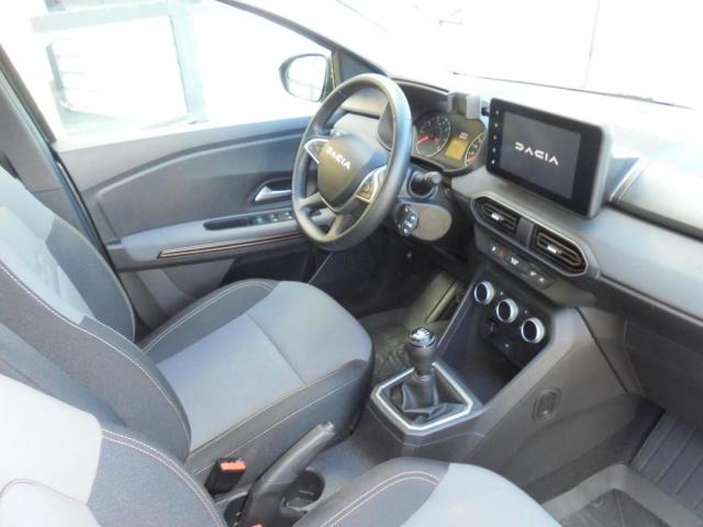 Dacia Sandero image 1