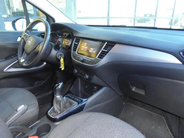 Opel Crossland image 1