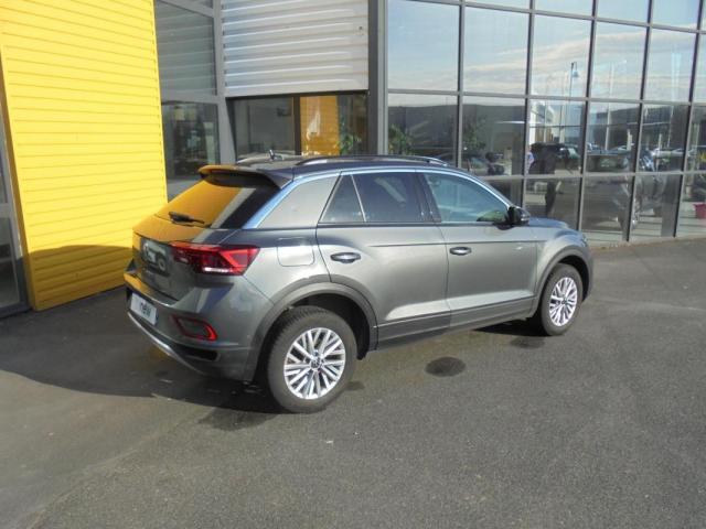 Volkswagen T-Roc image 2