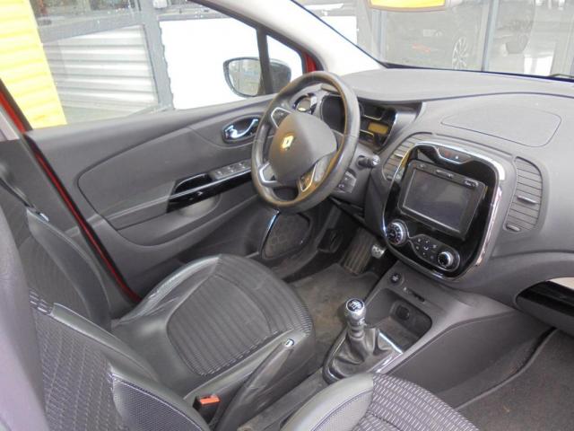 Renault Captur image 2