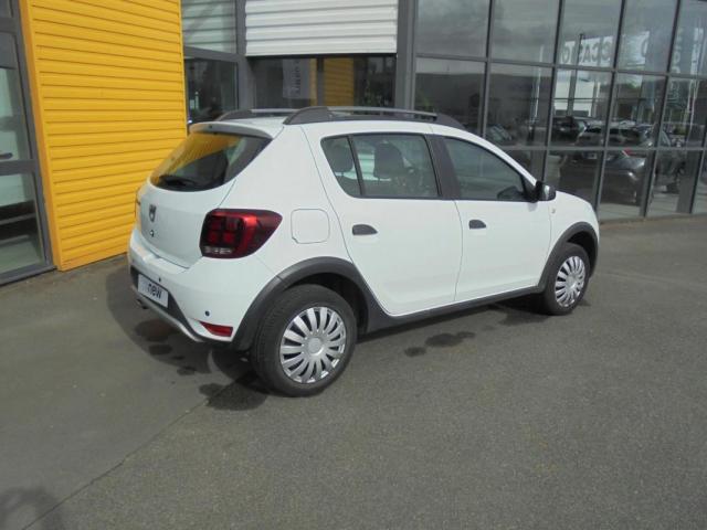 Dacia Sandero image 2