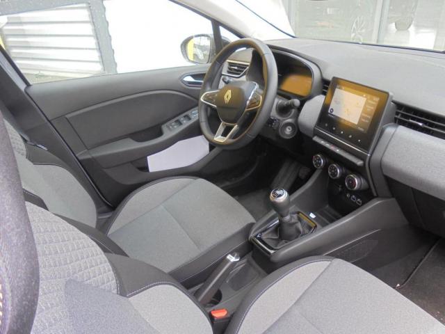Renault Clio image 2