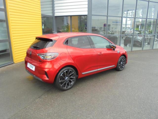 Renault Clio image 2