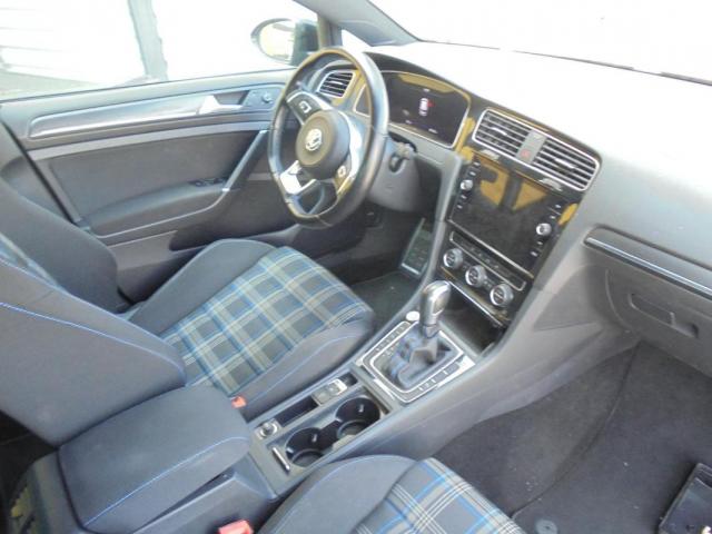 Volkswagen Golf image 2
