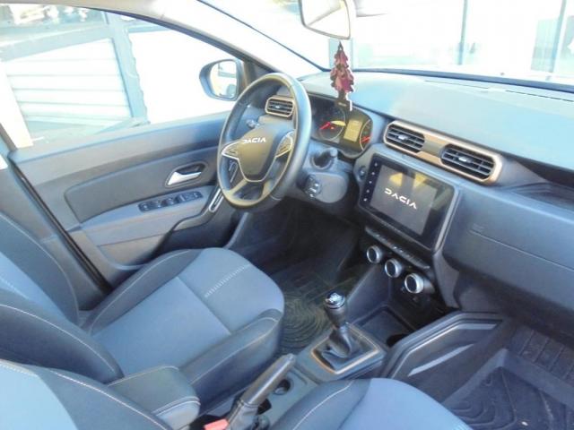 Dacia Duster image 1