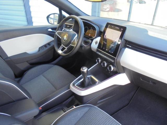 Renault Clio image 1