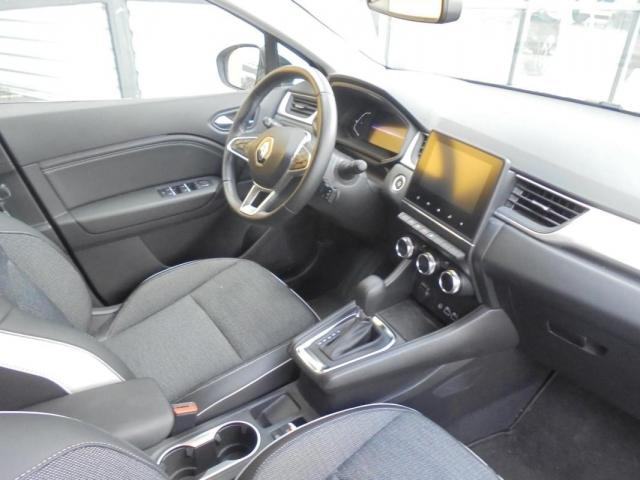 Renault Captur image 2