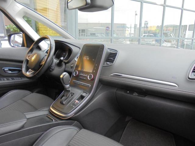 Renault Scénic image 1