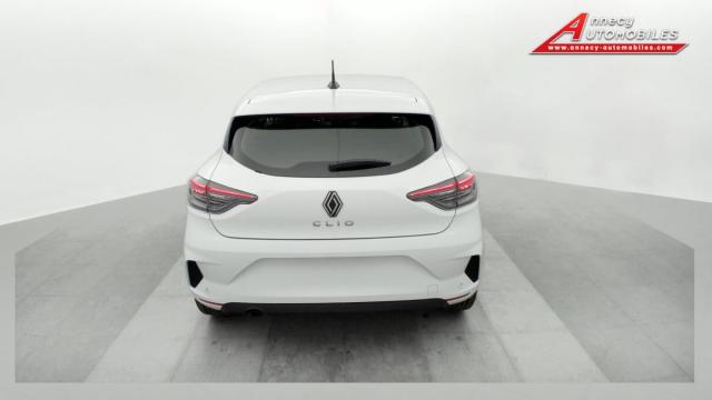 Renault Clio image 9