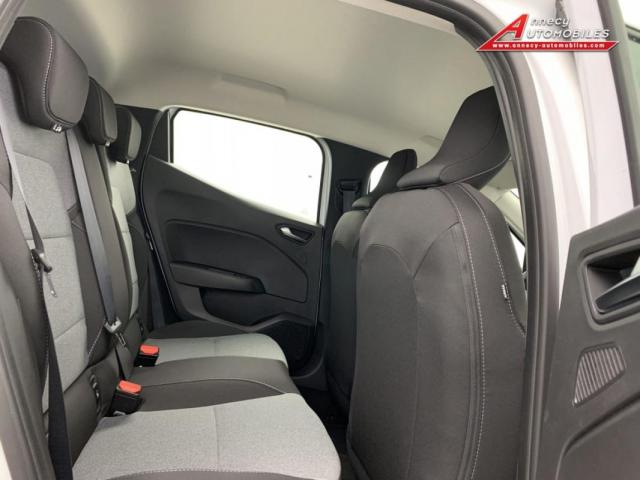 Renault Clio image 8