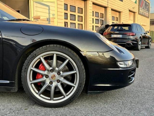 Porsche 911 image 3