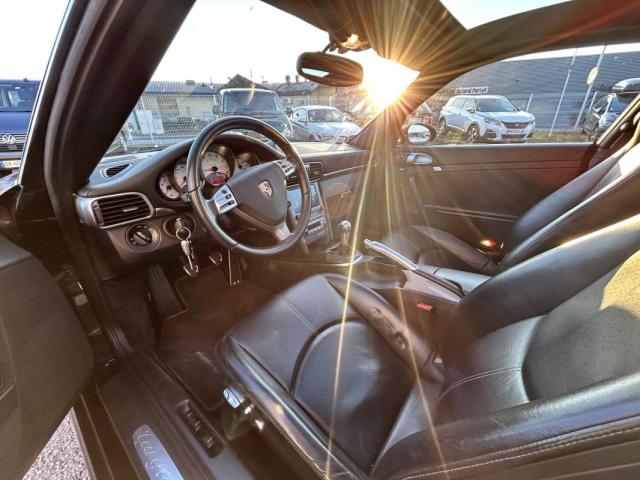 Porsche 911 image 4
