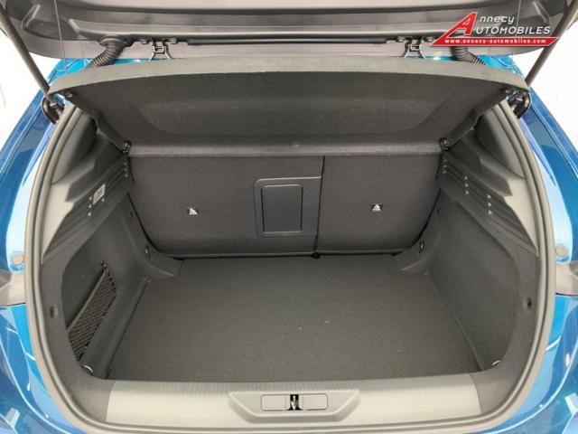 Peugeot 308 image 1