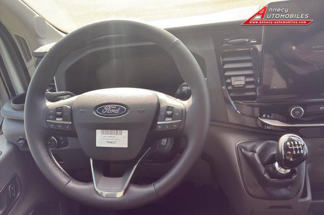 Ford Transit image 8