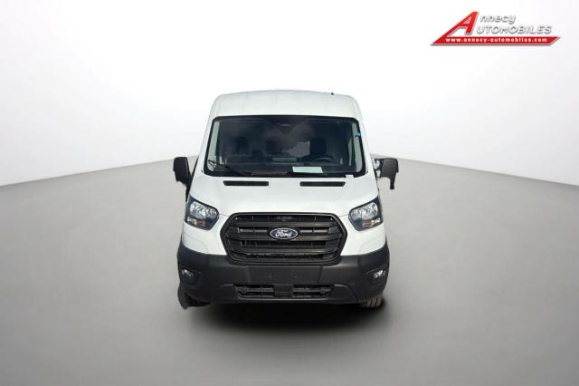 Ford Transit image 7