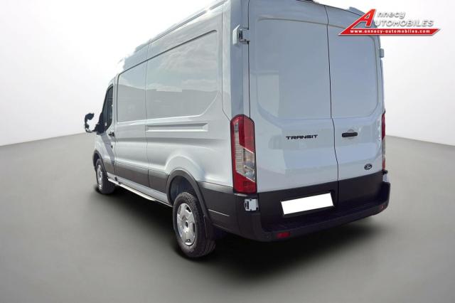 Ford Transit image 6