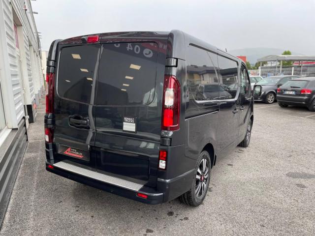 Renault Trafic image 1