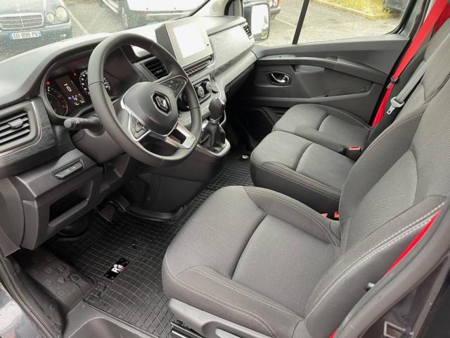 Renault Trafic image 4