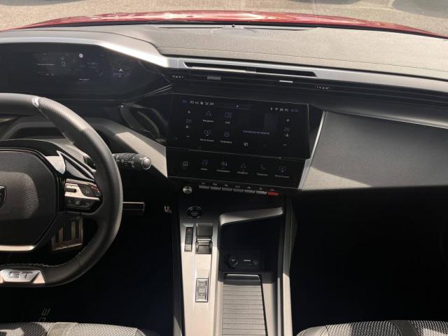 Peugeot 308 image 1