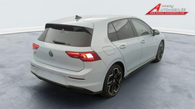 Volkswagen Golf image 9