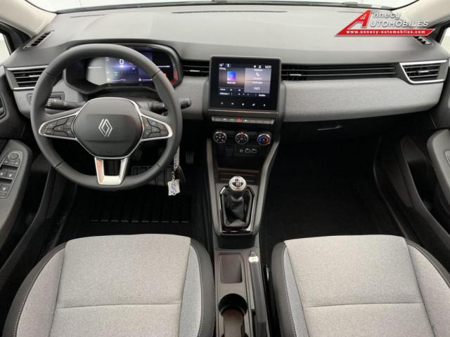 Renault Clio image 9
