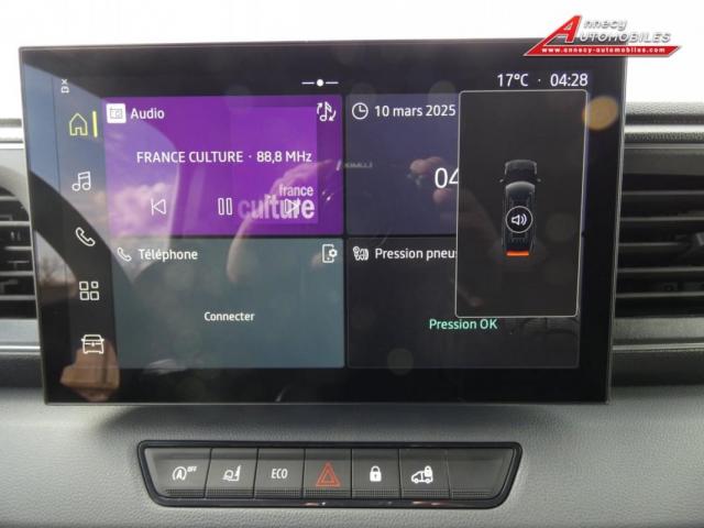 Renault Master image 8