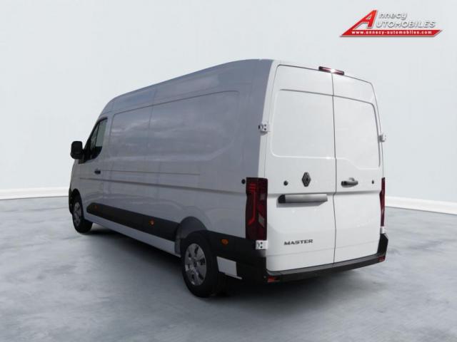 Renault Master image 3