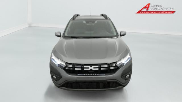 Dacia Sandero image 2
