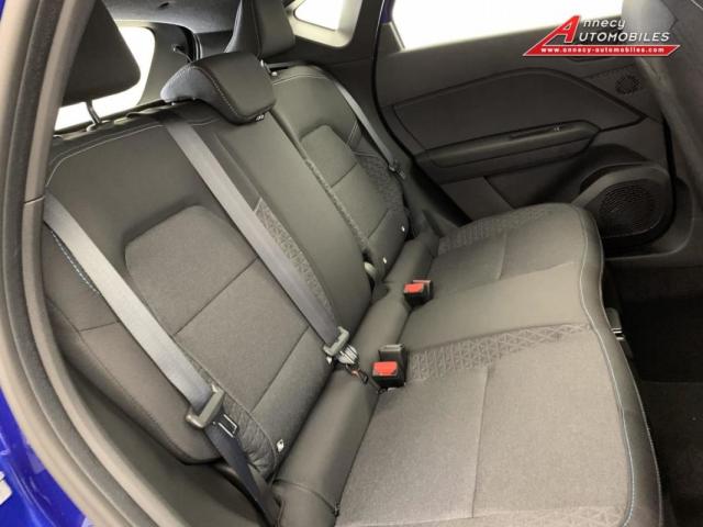 Renault Captur image 9