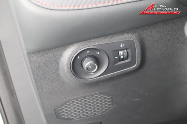 Mg Zs image 1