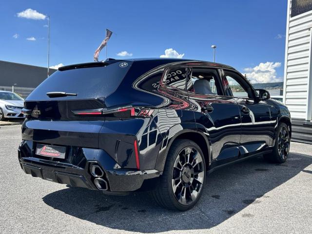 Bmw Xm image 9