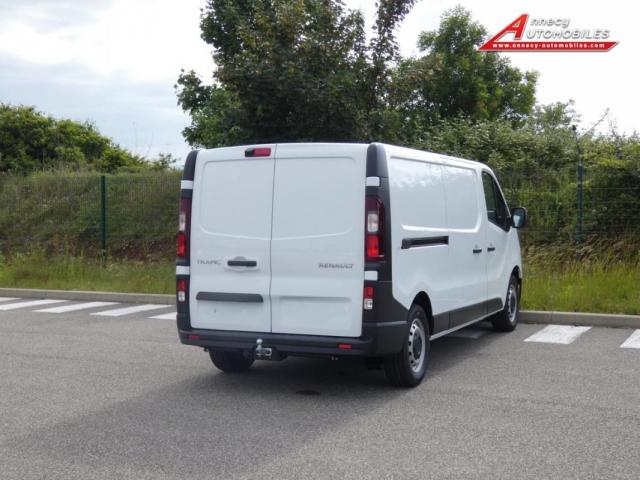 Renault Trafic image 9