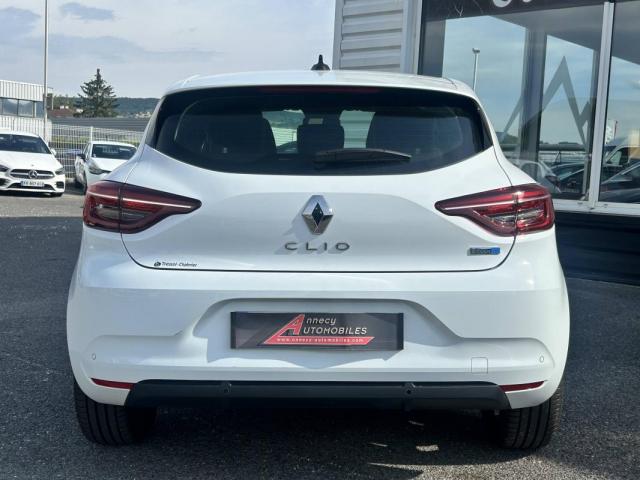 Renault Clio image 9