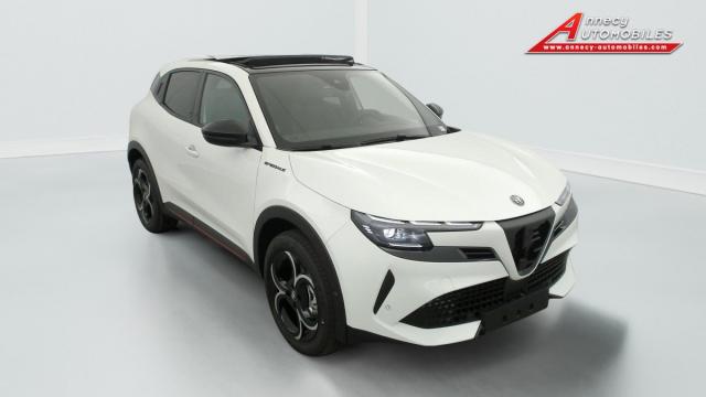 Alfa Romeo Junior 1.2 Ibrida 136 Ch Edct6 Speciale