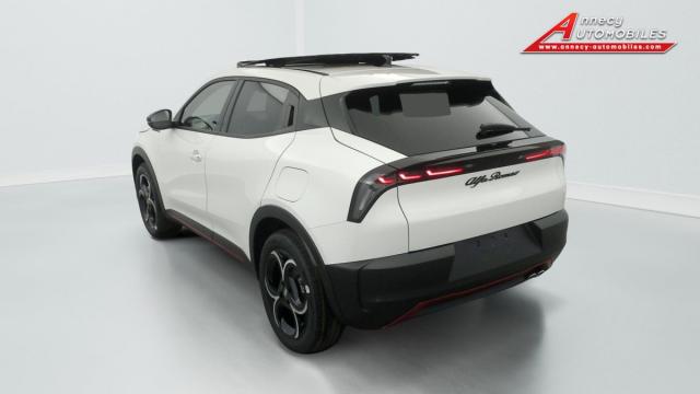 Alfa Romeo Junior image 9