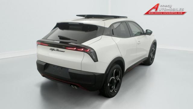 Alfa Romeo Junior image 3