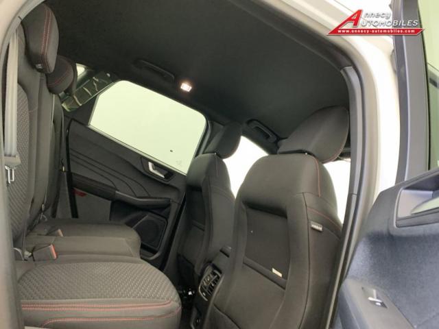 Ford Kuga image 4