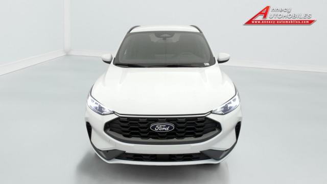 Ford Kuga image 3