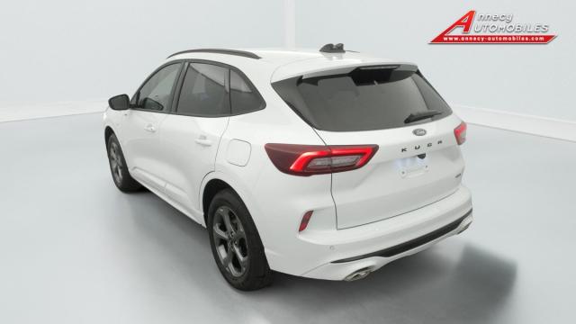 Ford Kuga image 9