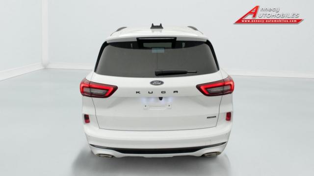 Ford Kuga image 7
