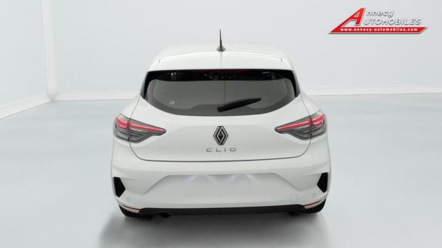 Renault Clio image 1