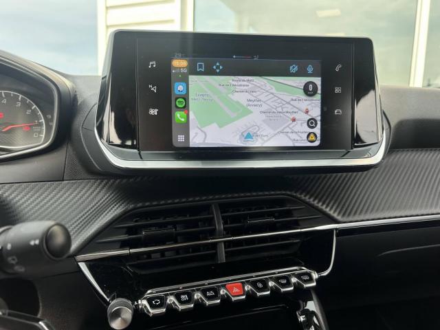 Peugeot 208 image 3